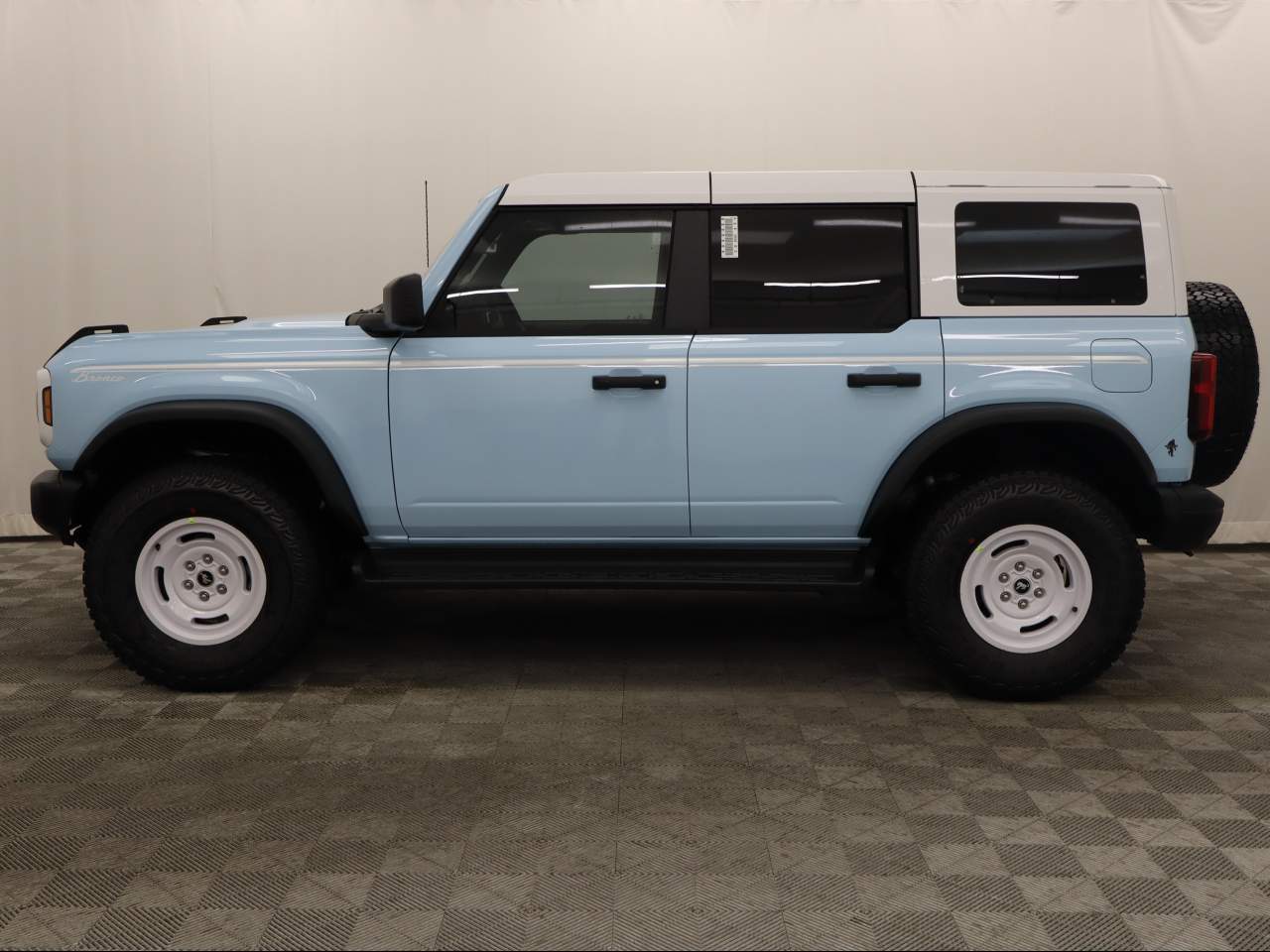 2025 Ford Bronco Heritage Edition