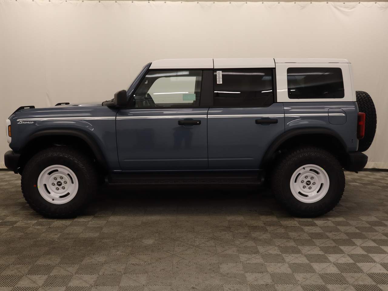 2025 Ford Bronco Heritage Edition