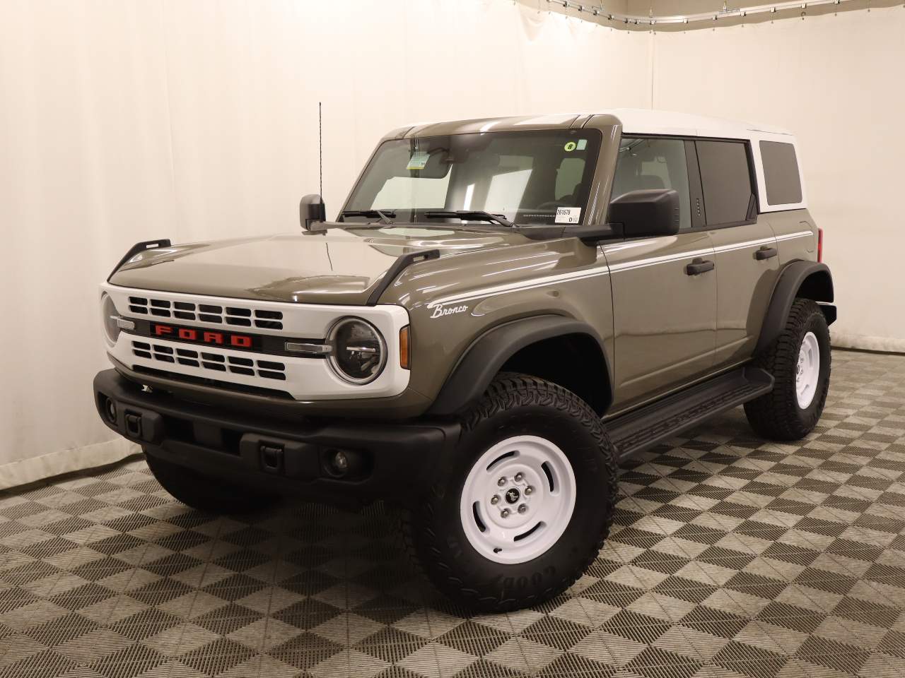 2026 Ford Bronco Heritage Edition
