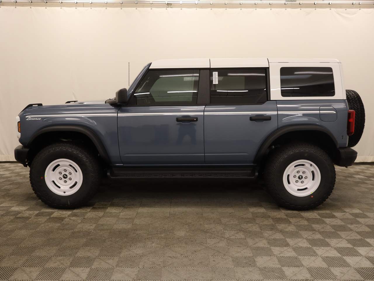 2025 Ford Bronco Heritage Edition