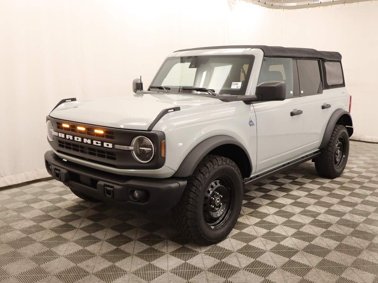 2022 Ford Bronco Black Diamond