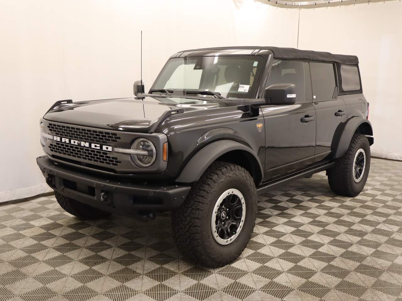 2022 Ford Bronco Badlands Advanced