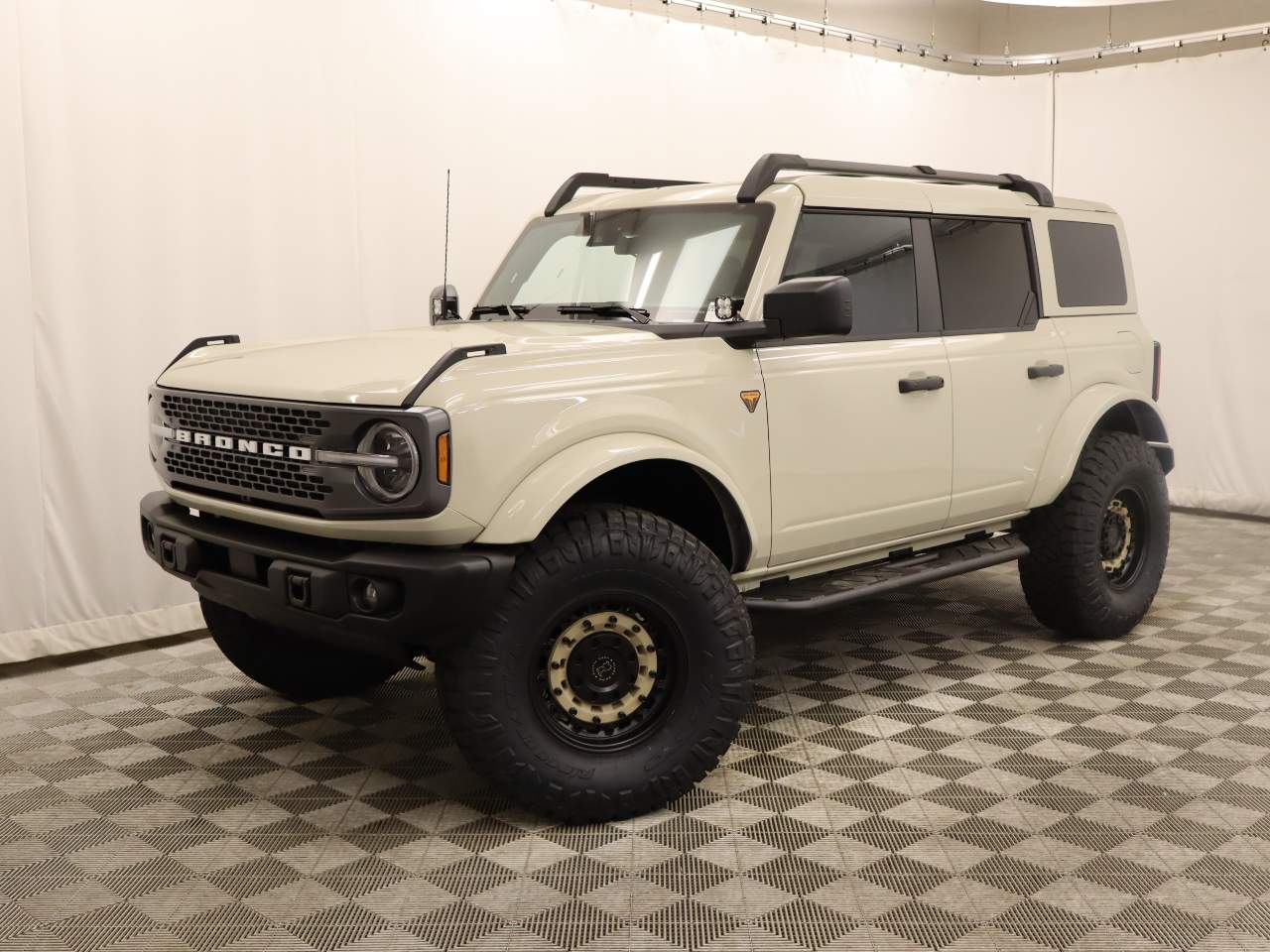 2025 Ford Bronco 4-Door Badlands's photo