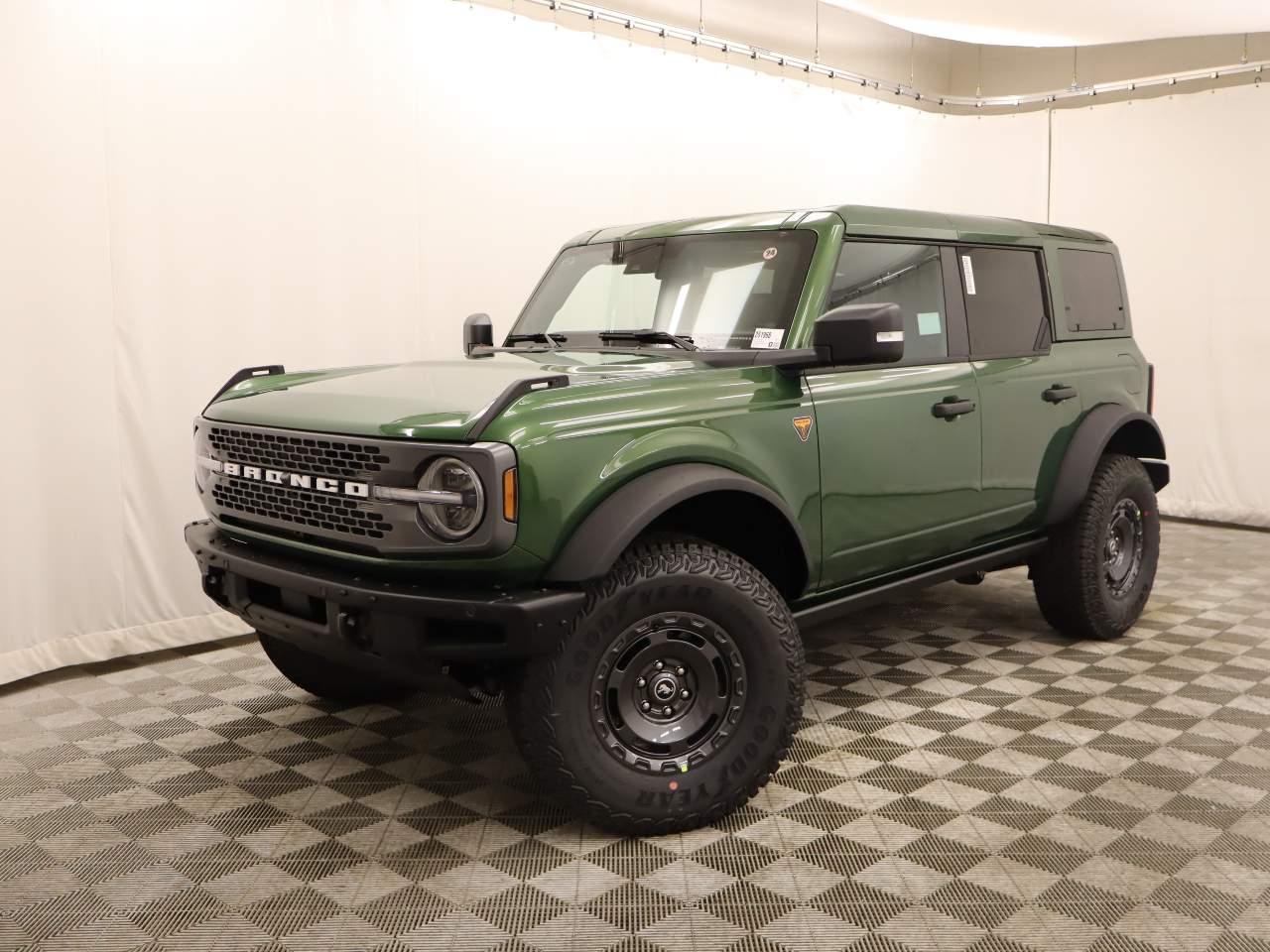 2025 Ford Bronco 4-Door Badlands's photo