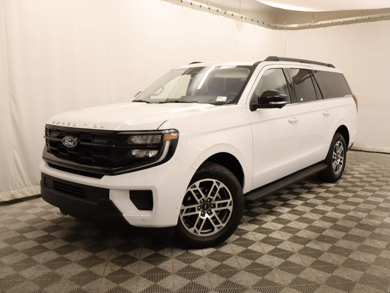 2025 Ford Expedition Active MAX 4x4's photo
