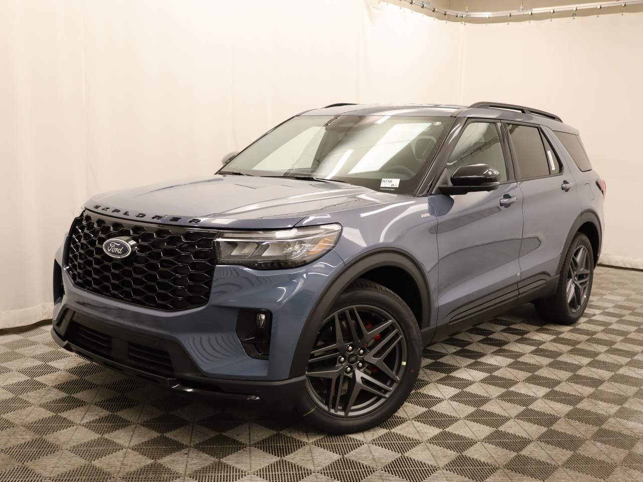 2026 Ford Explorer ST-LINE RWD's photo