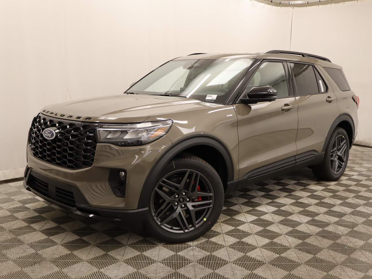 2026 Ford Explorer ST-LINE's photo