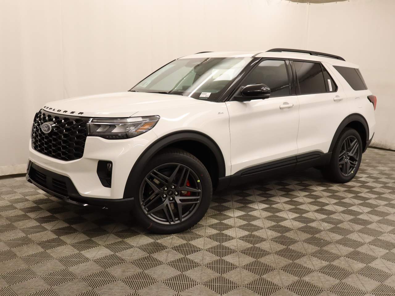 2026 Ford Explorer ST-LINE's photo