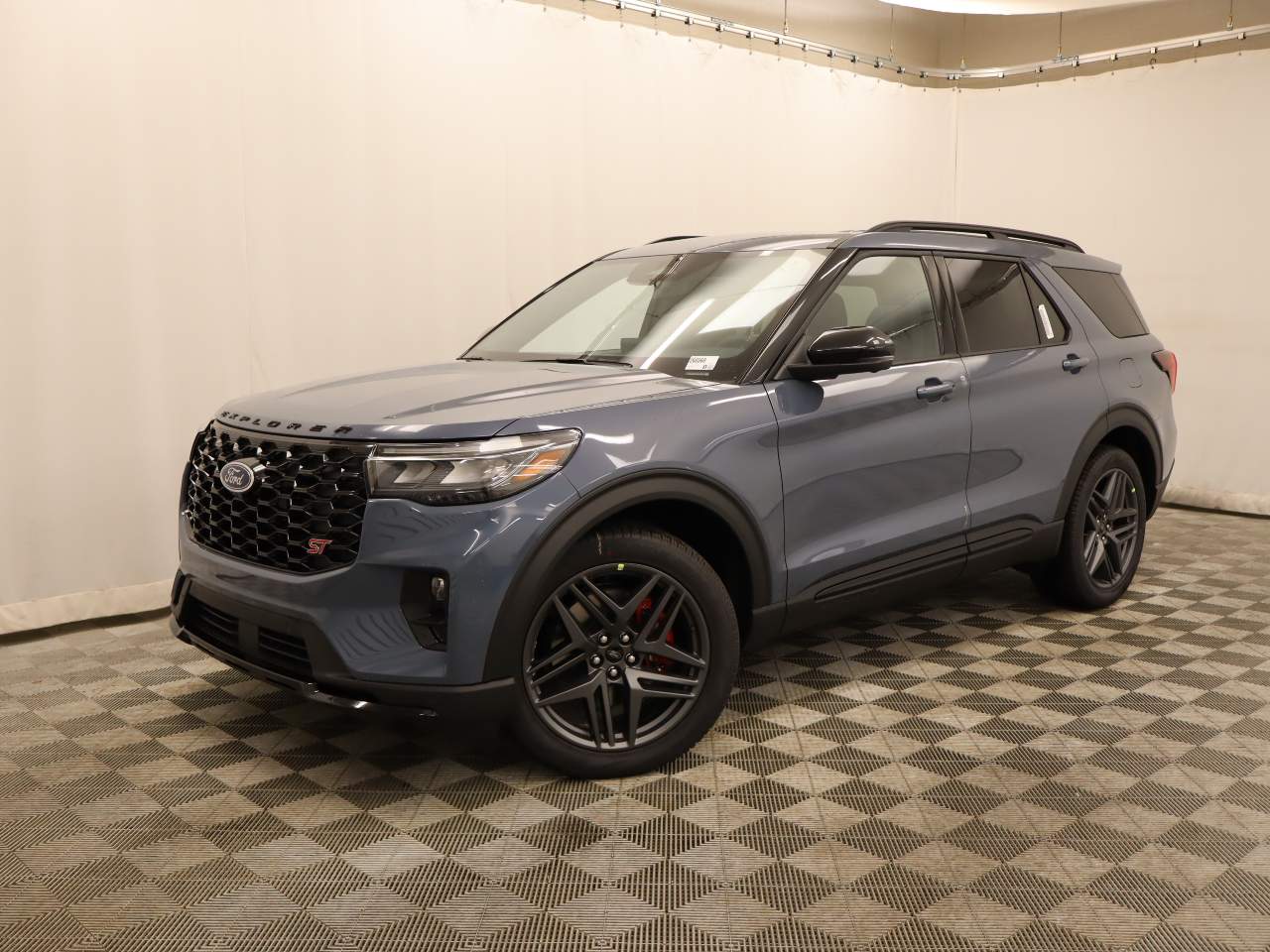 2026 Ford Explorer ST's photo