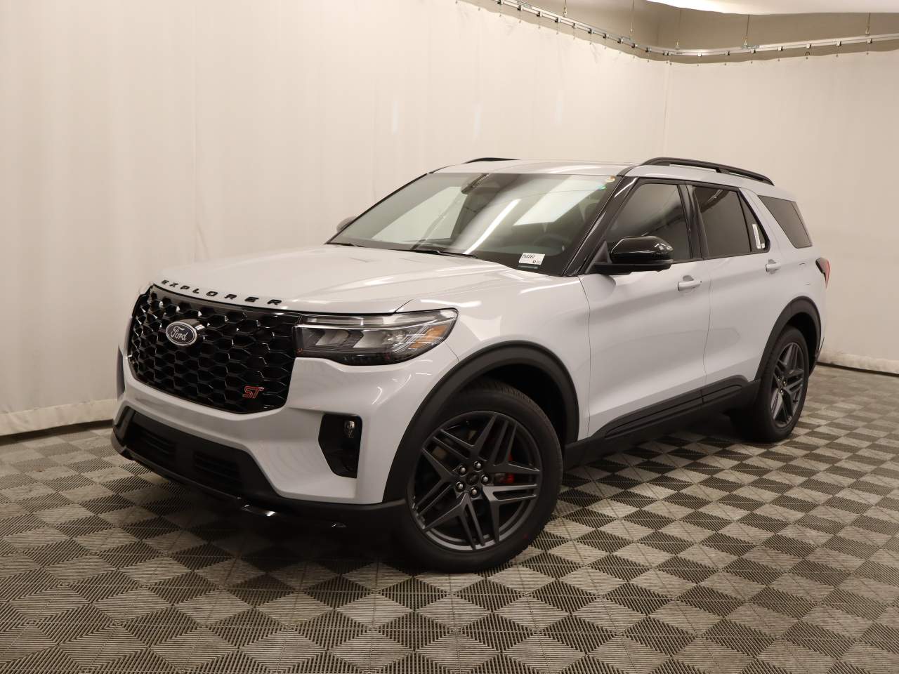 2026 Ford Explorer ST's photo