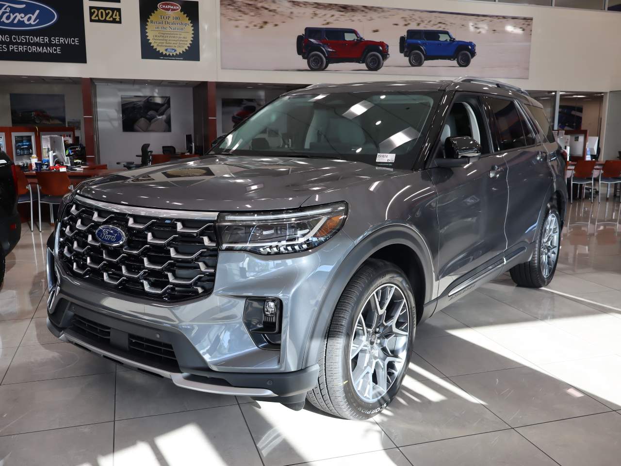 2025 Ford Explorer Platinum
