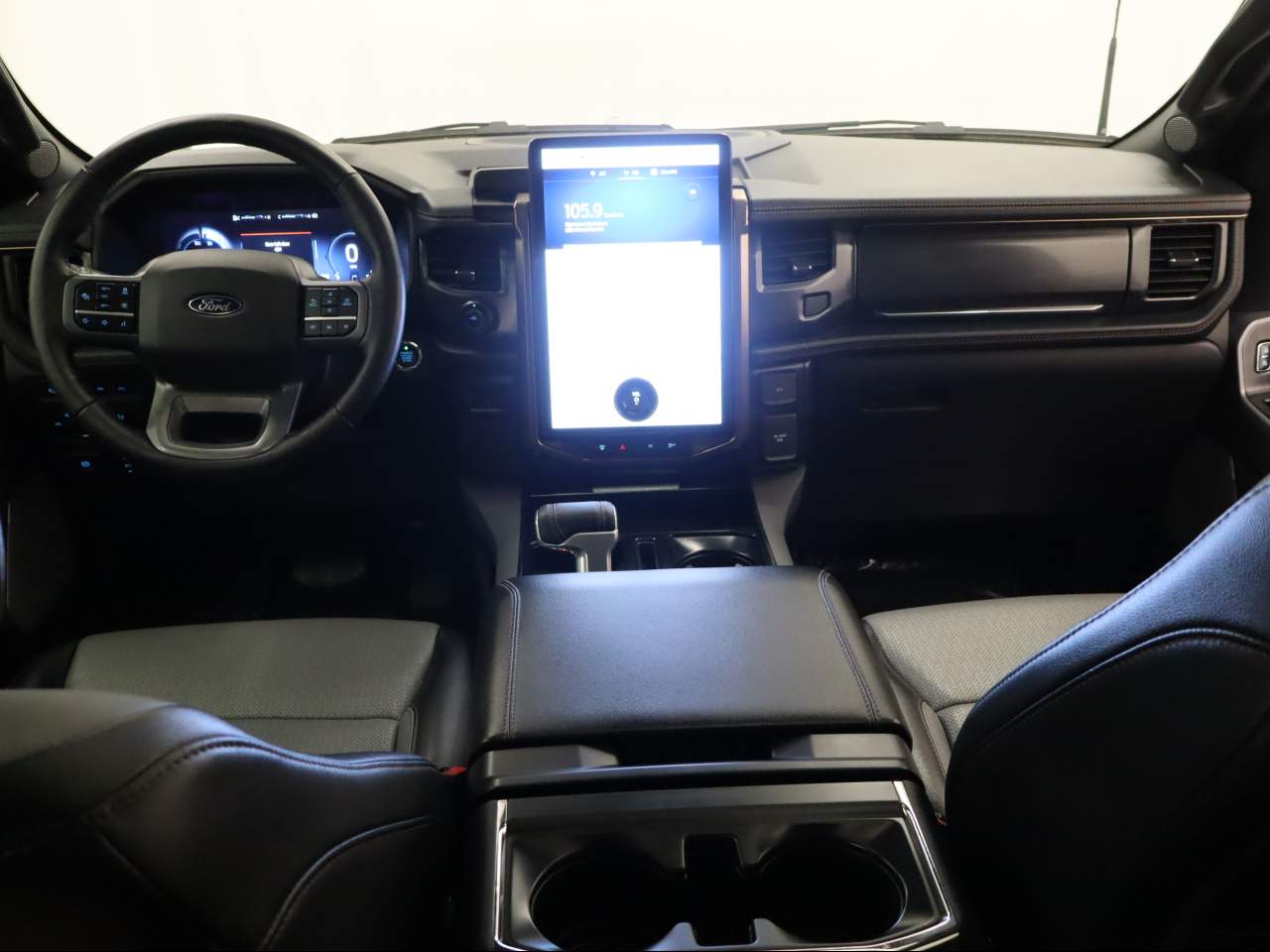 2024 Ford F-150 Lightning Lariat Crew Cab