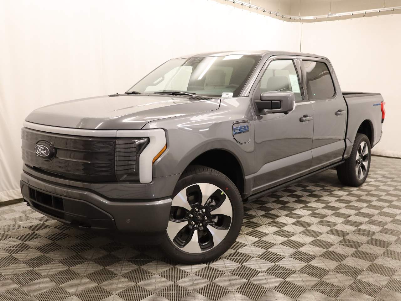 2025 Ford F-150 Lightning SuperCrew Platinum