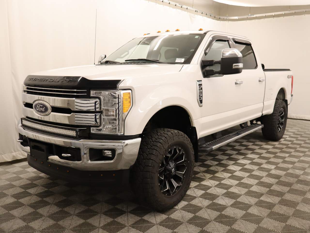 2017 Ford F-250 Super Duty Lariat Crew Cab