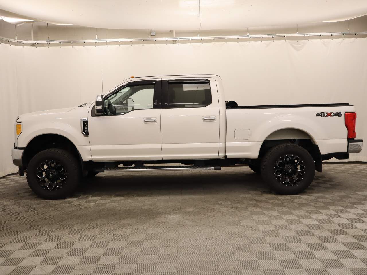 2017 Ford F-250 Super Duty Lariat Crew Cab