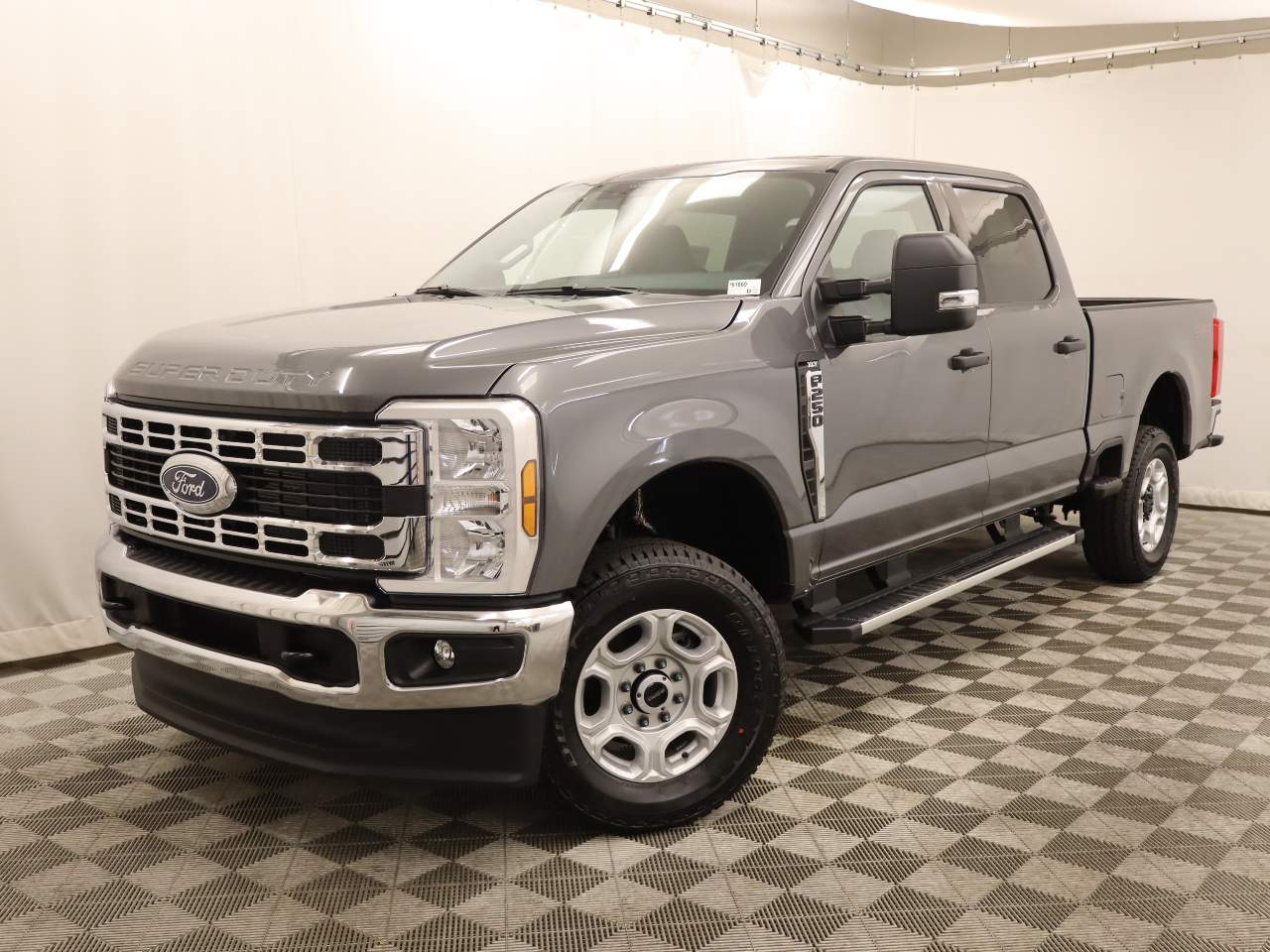 2026 Ford F-250 Super Duty Crew Cab XLT