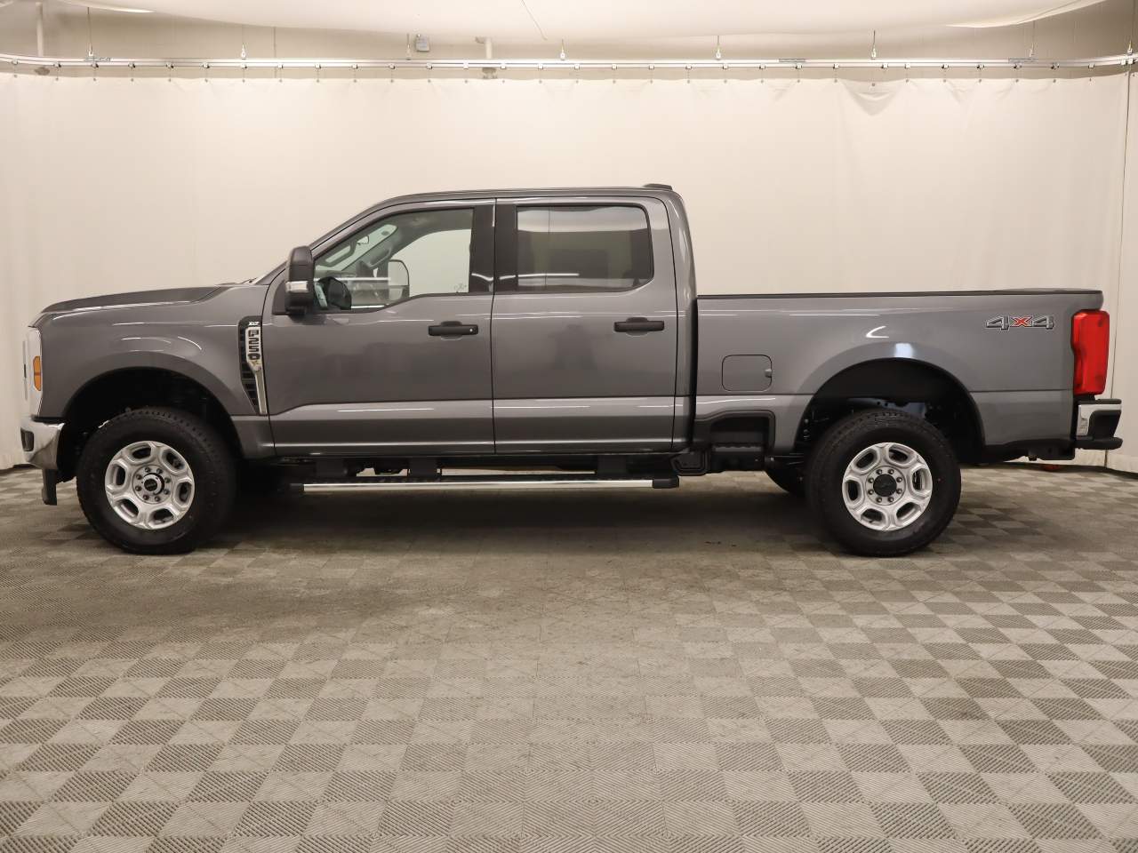 2026 Ford F-250 Super Duty Crew Cab XLT