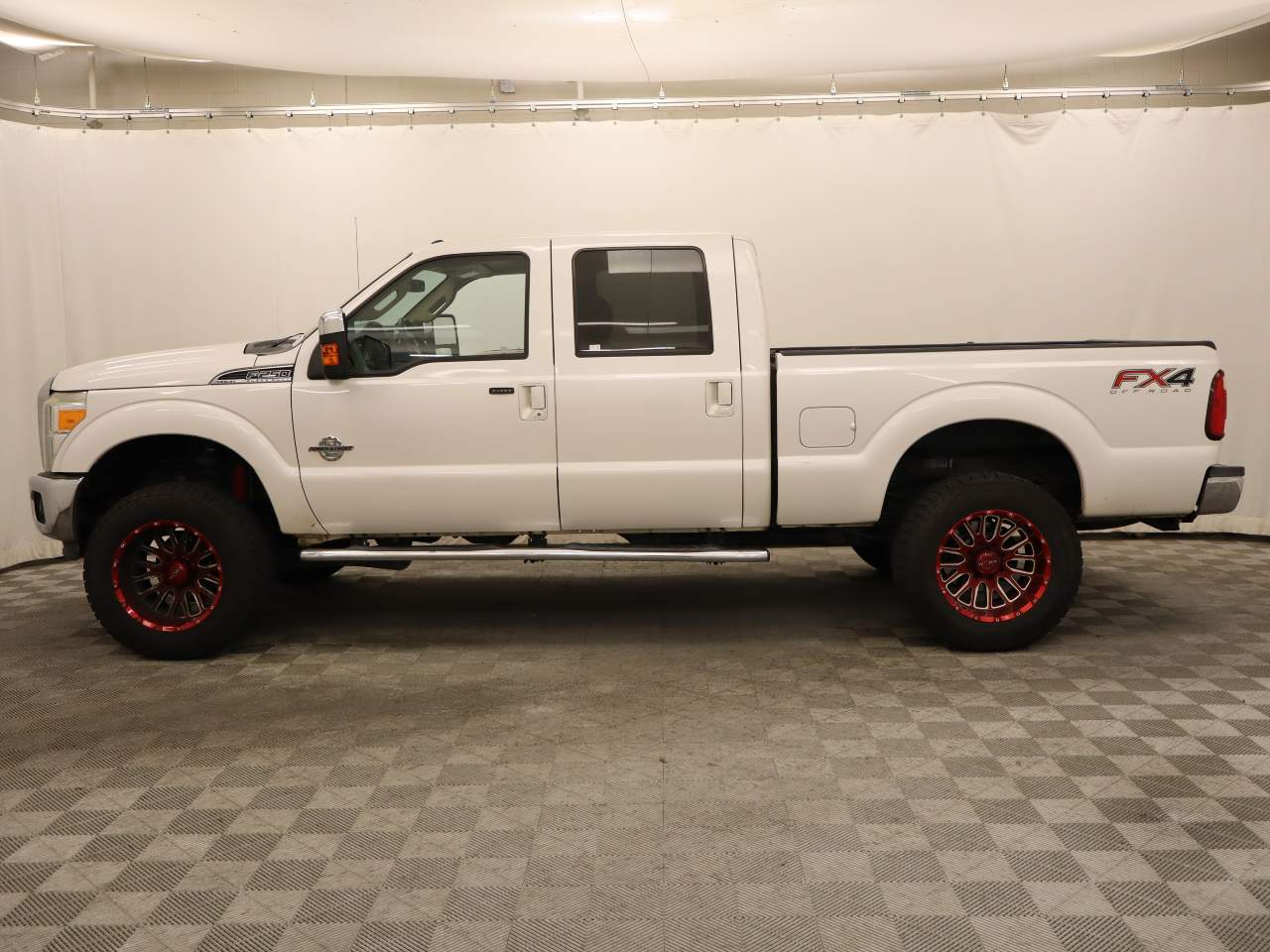 2016 Ford F-250 Super Duty Lariat Crew Cab