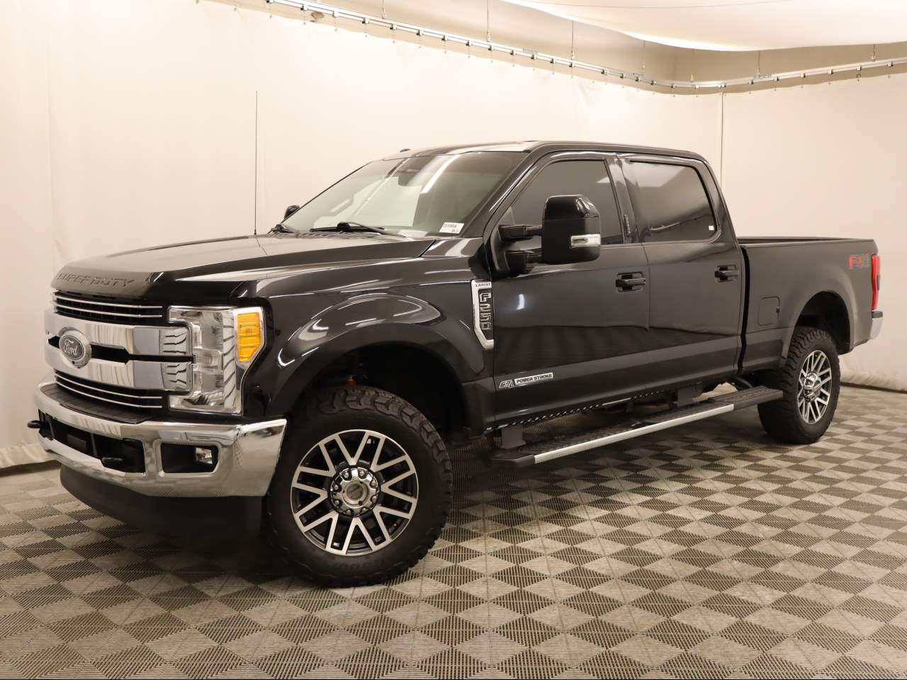 2017 Ford F-250 Super Duty Lariat Crew Cab