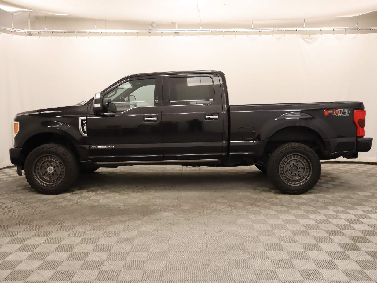 2019 Ford F-250 Super Duty Platinum Crew Cab
