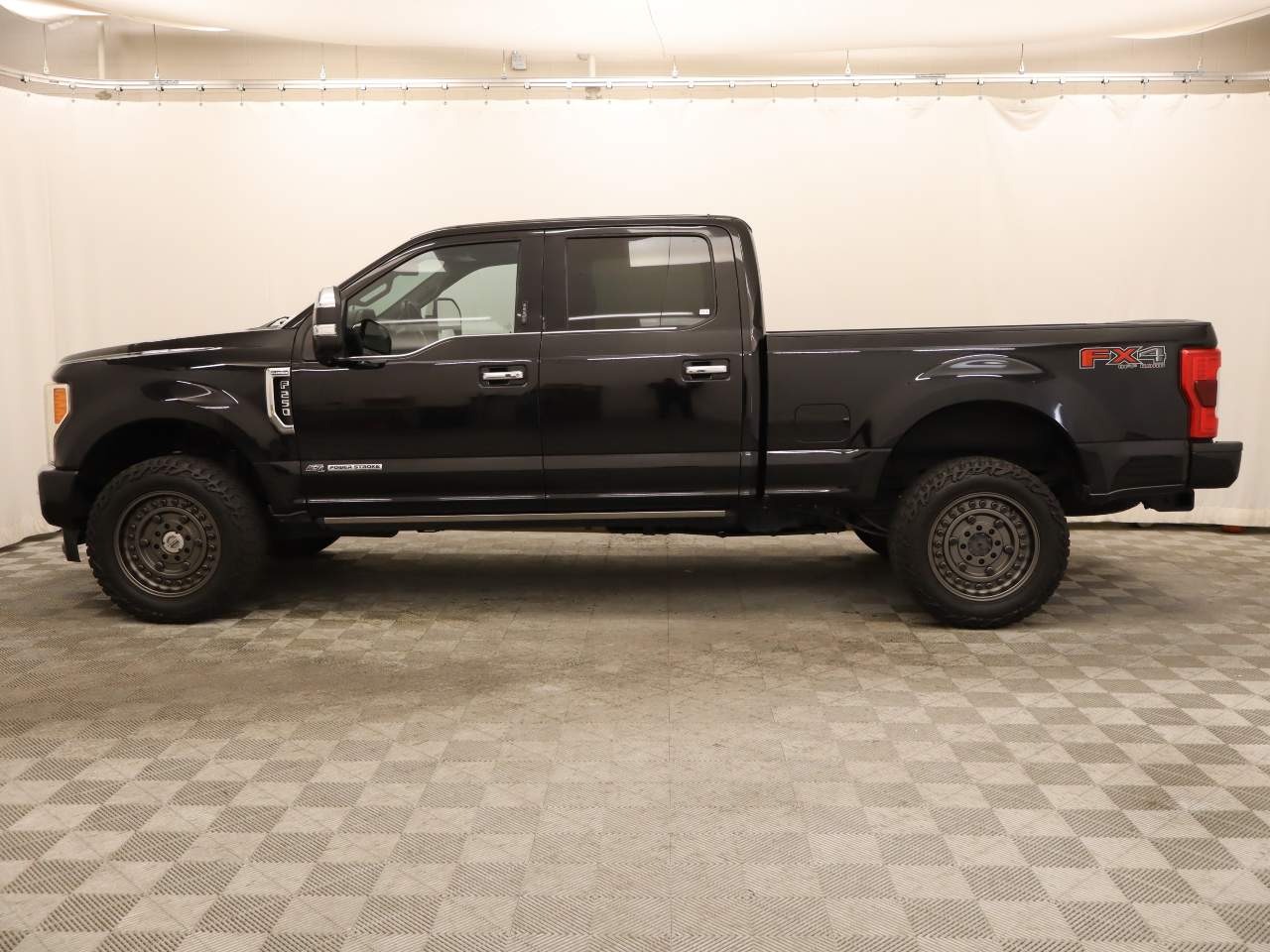 2019 Ford F-250 Super Duty Platinum Crew Cab