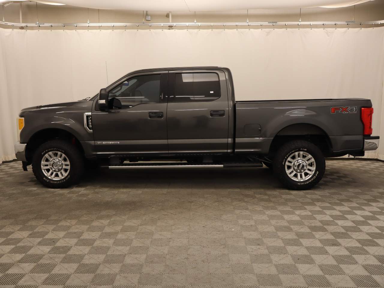 2017 Ford F-250 Super Duty XLT Crew Cab
