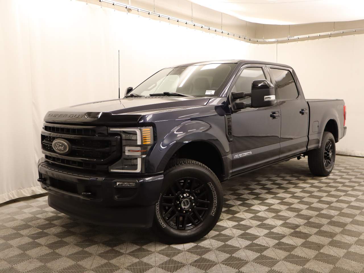 2022 Ford F-250 Super Duty Lariat Crew Cab
