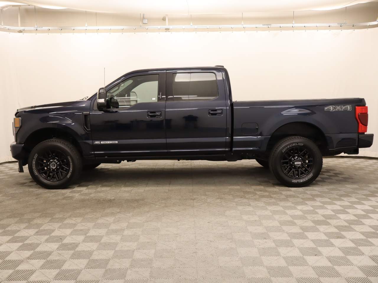 2022 Ford F-250 Super Duty Lariat Crew Cab