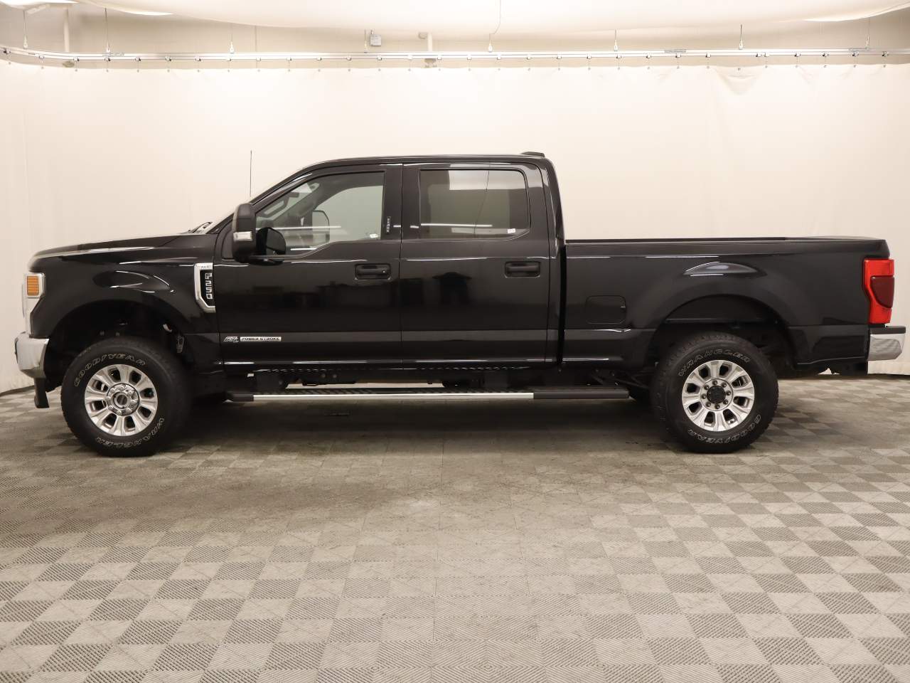2022 Ford F-250 Super Duty XLT Crew Cab