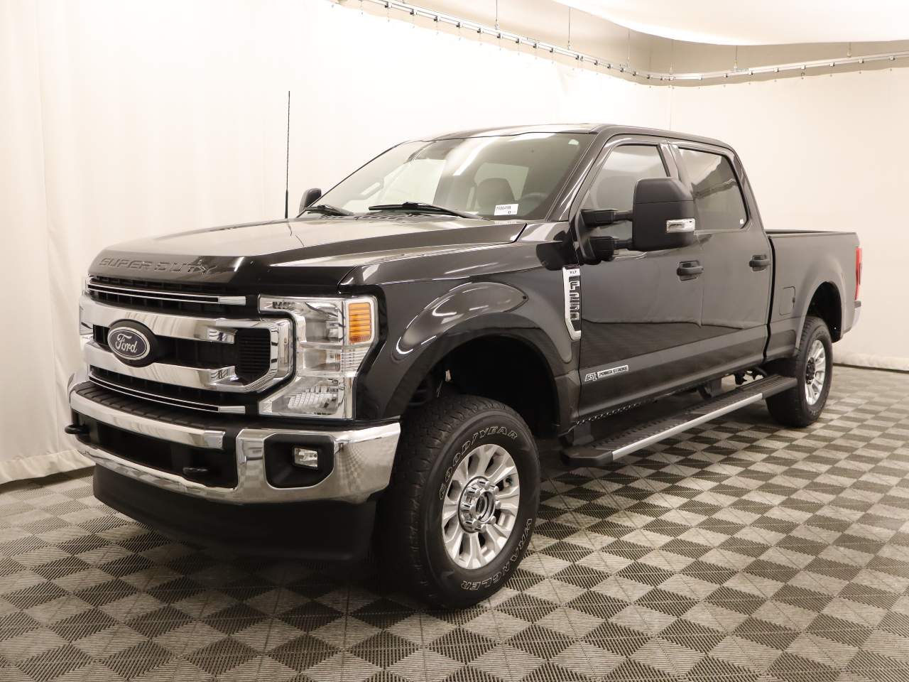 2022 Ford F-250 Super Duty XLT Crew Cab