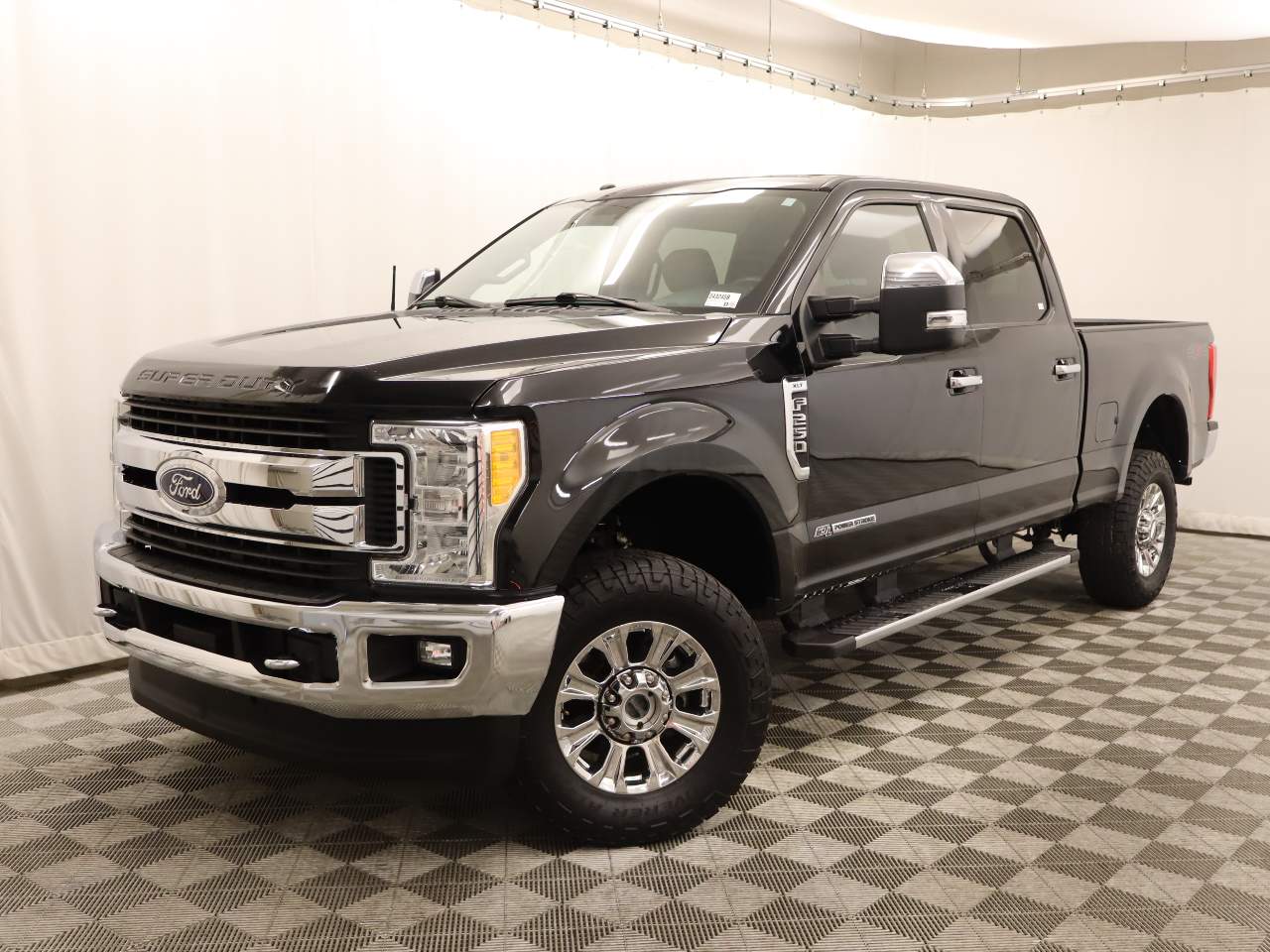 2017 Ford F-250 Super Duty XLT Crew Cab