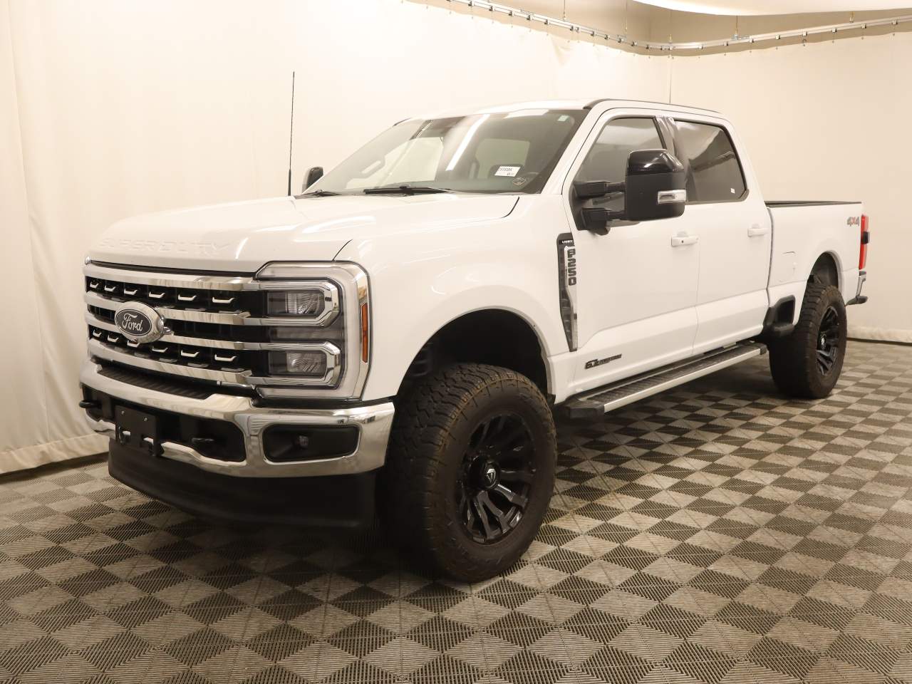 2024 Ford F-250 Super Duty Lariat Crew Cab