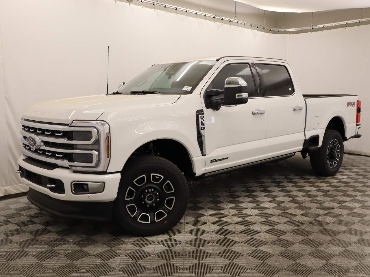 2024 Ford F-250 Super Duty Crew Cab Platinum