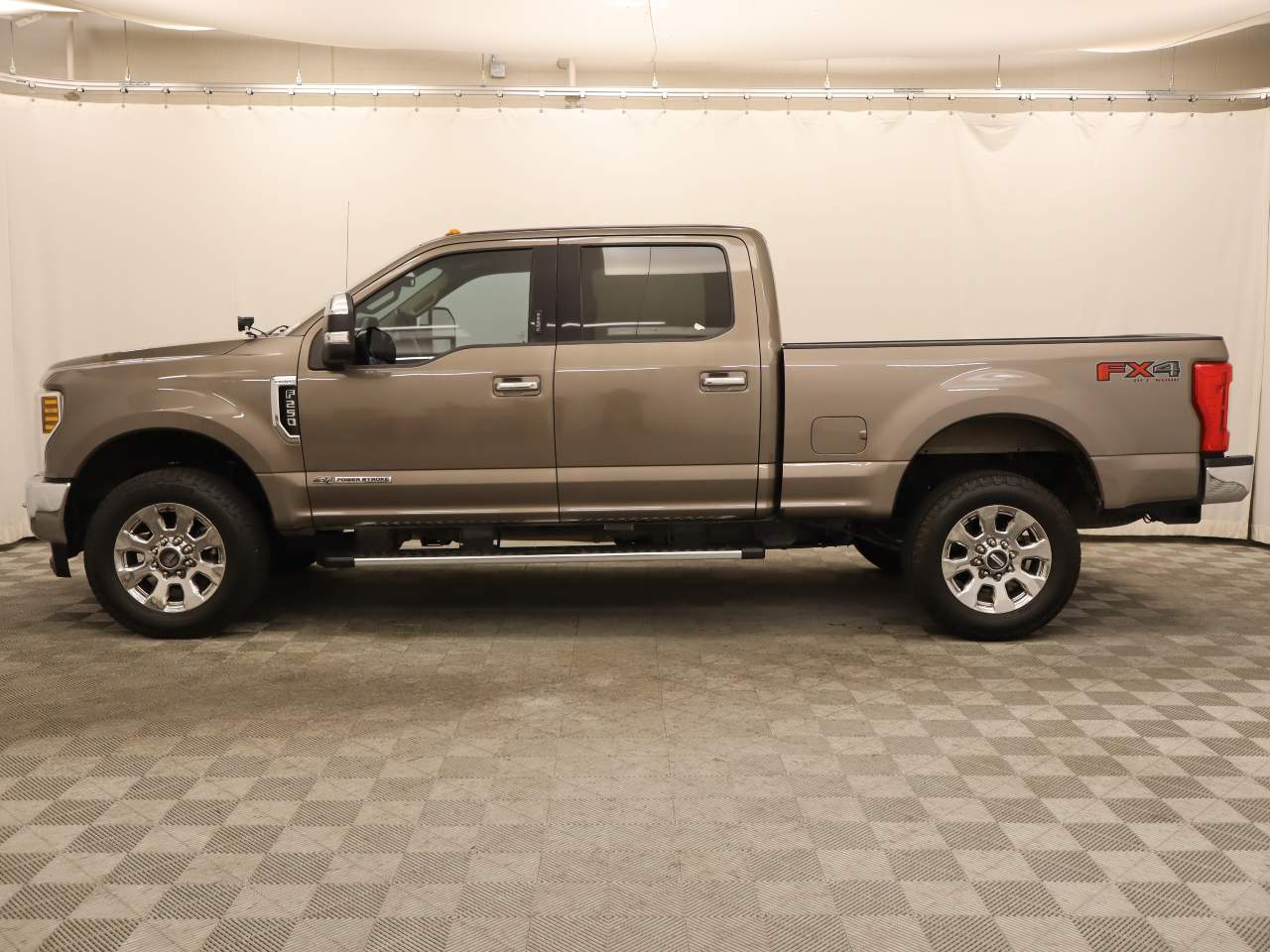 2018 Ford F-250 Super Duty Lariat Crew Cab
