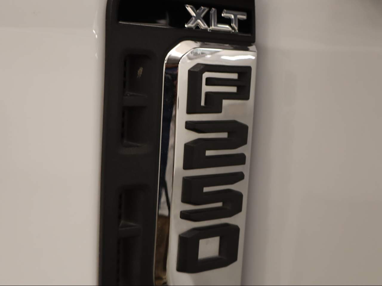 2024 Ford F-250 Super Duty XLT Crew Cab