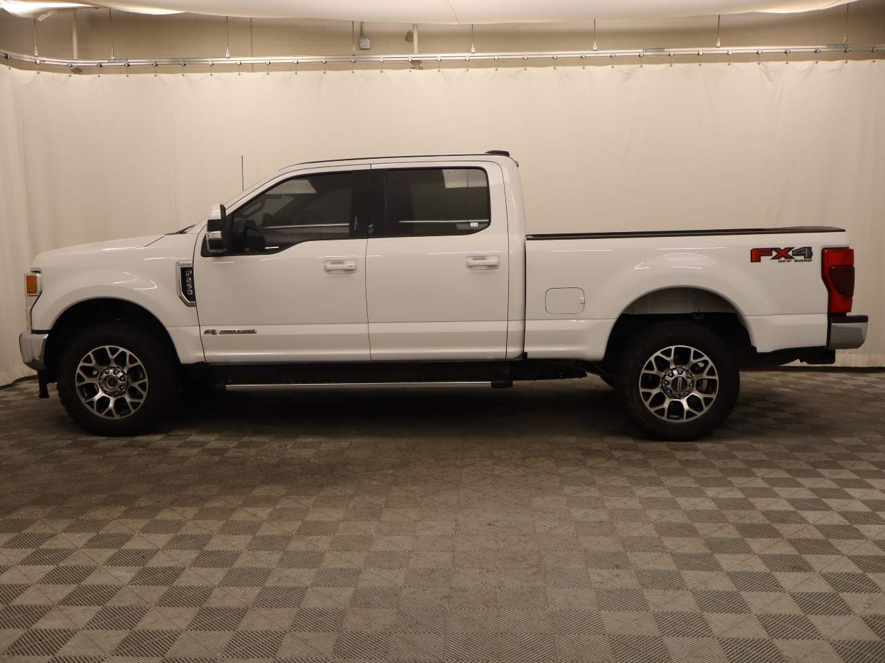 2021 Ford F-250 Super Duty Lariat Crew Cab