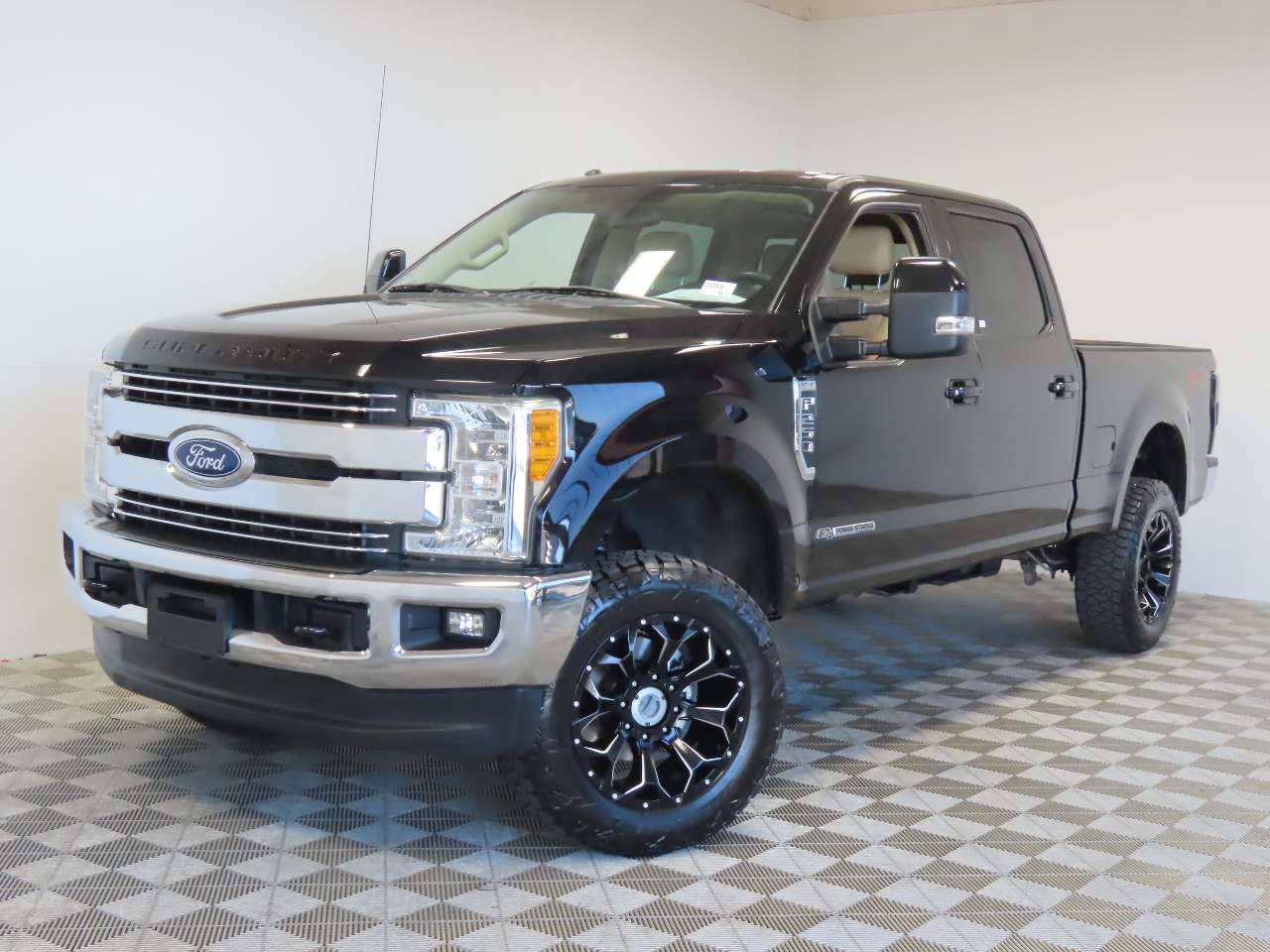 2017 Ford F-250 Super Duty Lariat Crew Cab