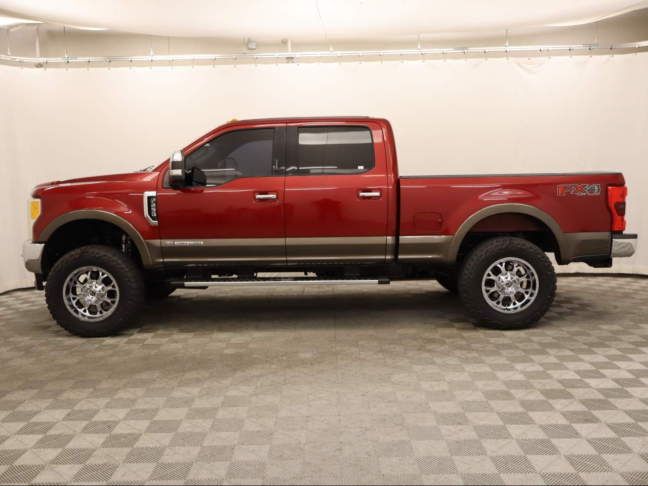 2017 Ford F-250 Super Duty Lariat Crew Cab