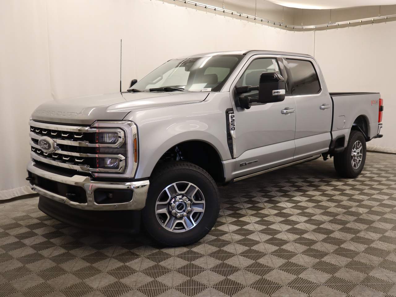 2024 Ford F-250 Super Duty Crew Cab Lariat