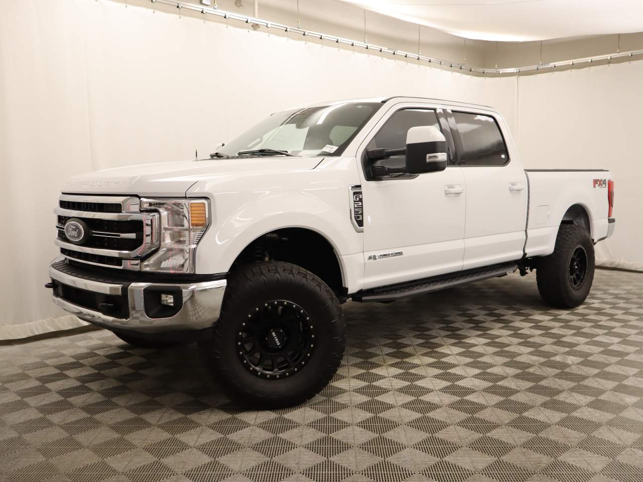 2022 Ford F-250 Super Duty Lariat Crew Cab