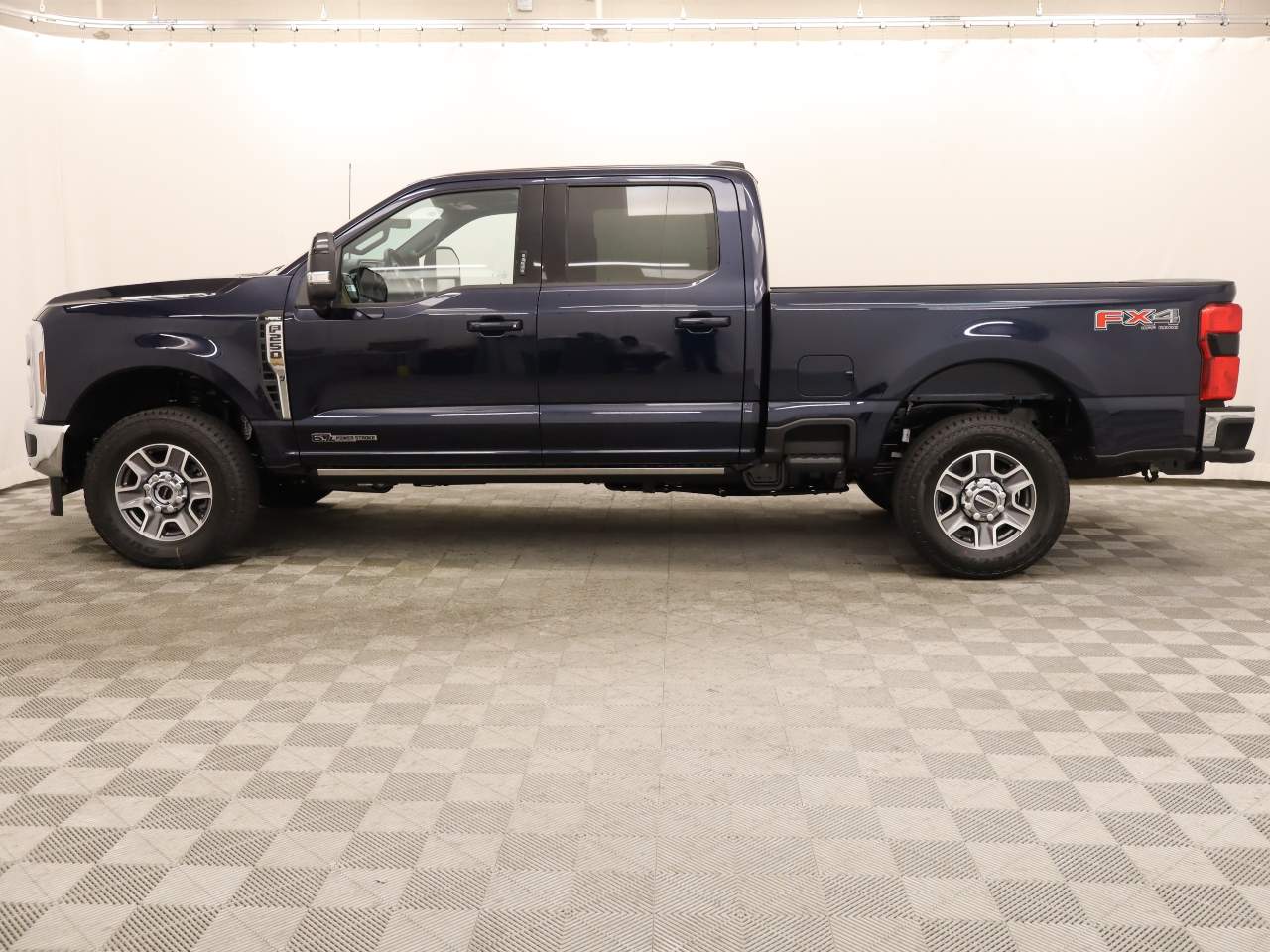 2024 Ford F-250 Super Duty Crew Cab Lariat