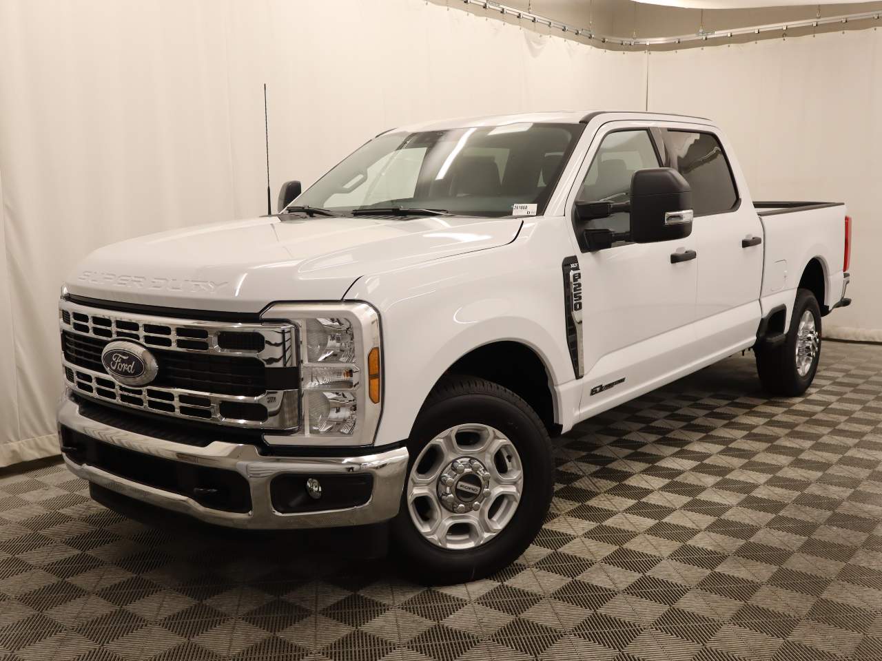 2026 Ford F-250 Super Duty Crew Cab XLT