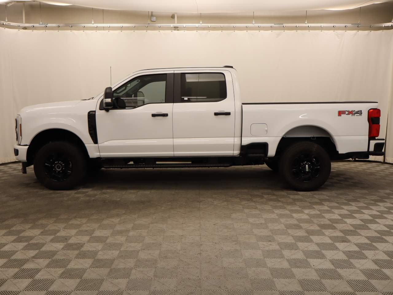 2024 Ford F-250 Super Duty XL Crew Cab