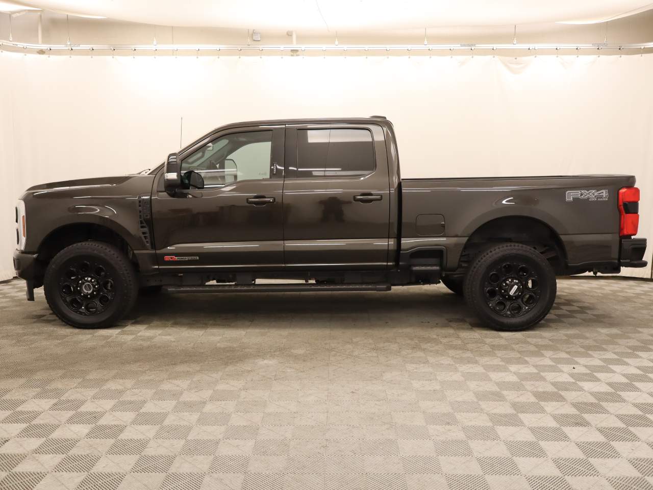 2024 Ford F-250 Super Duty Lariat Crew Cab