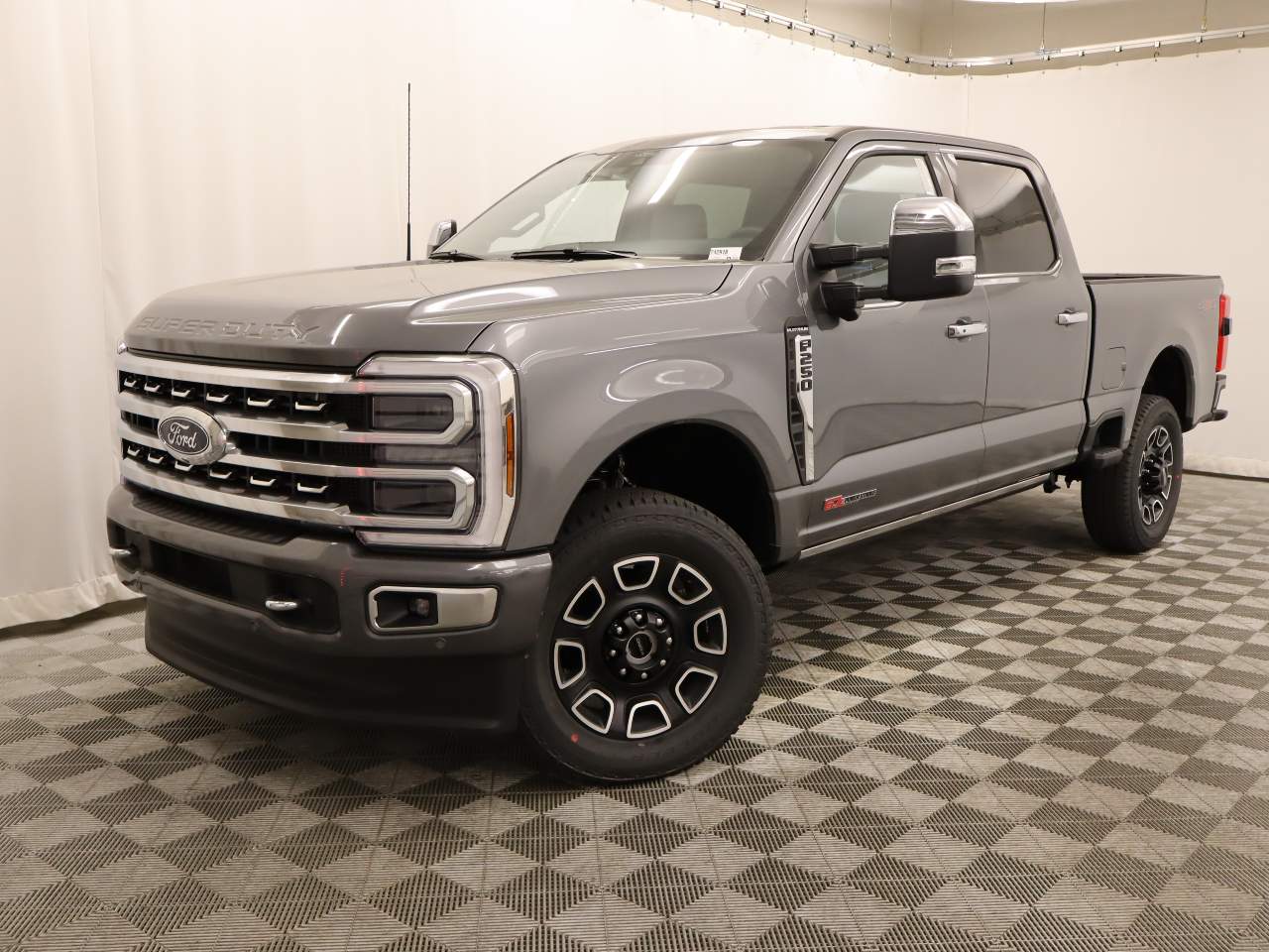 2024 Ford F-250 Super Duty Crew Cab Platinum