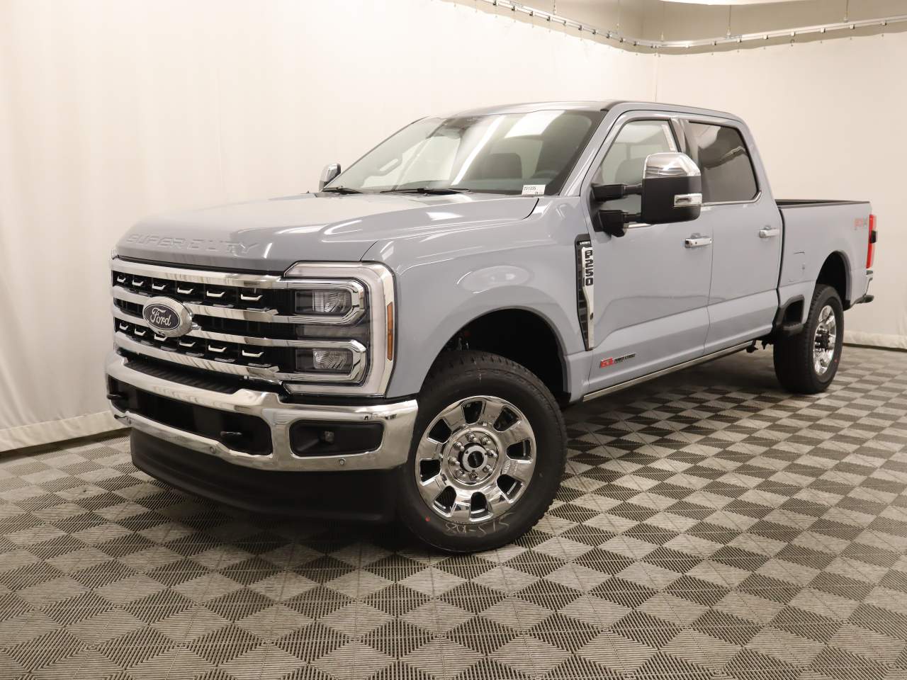 2025 Ford F-250 Super Duty Crew Cab Lariat