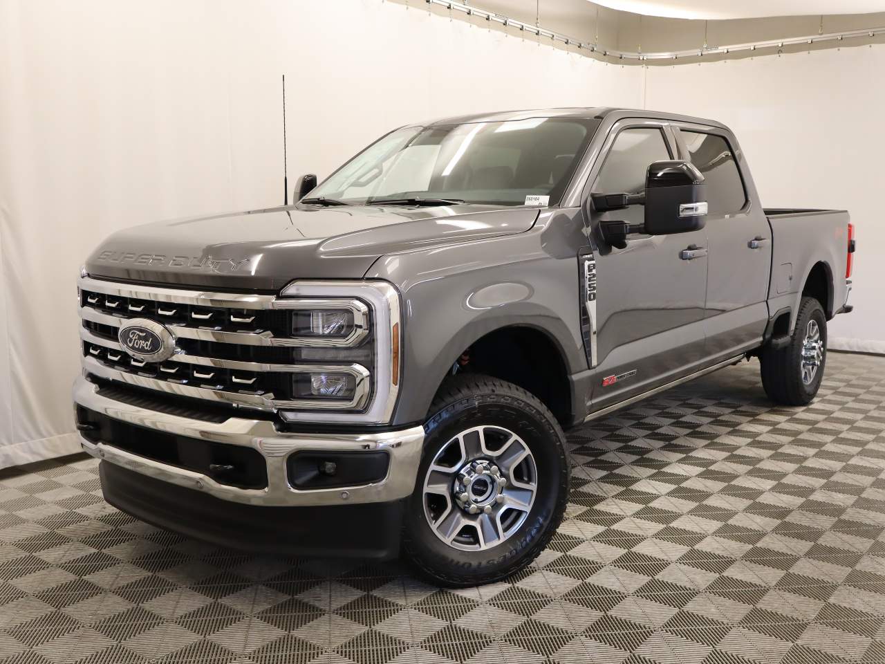 2026 Ford F-250 Super Duty Crew Cab Lariat