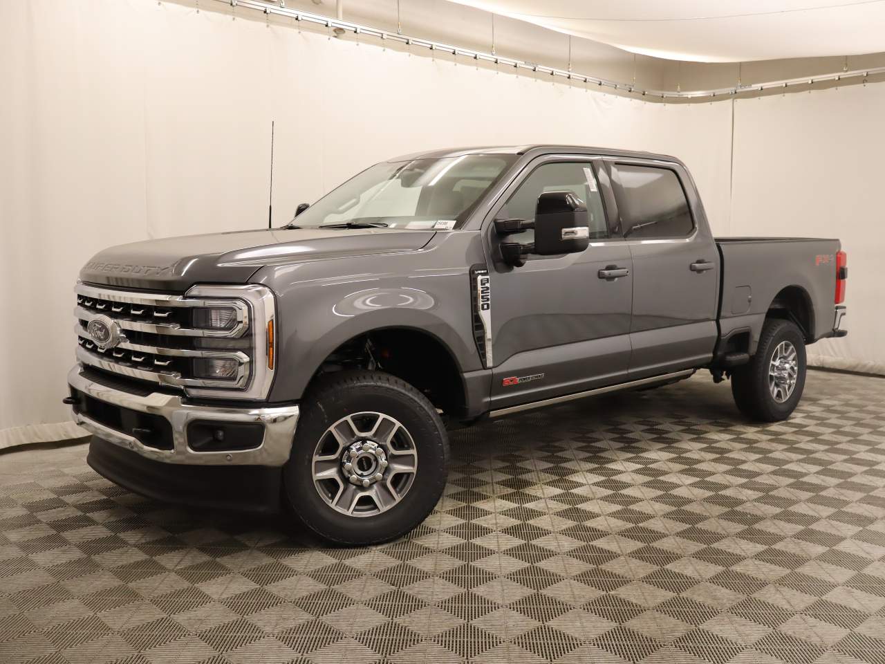 2026 Ford F-250 Super Duty Lariat's photo