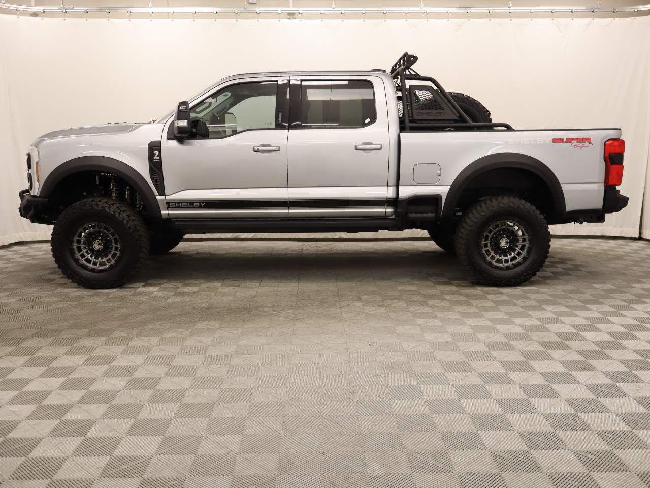 2024 Ford F-250 Super Duty Crew Cab Lariat