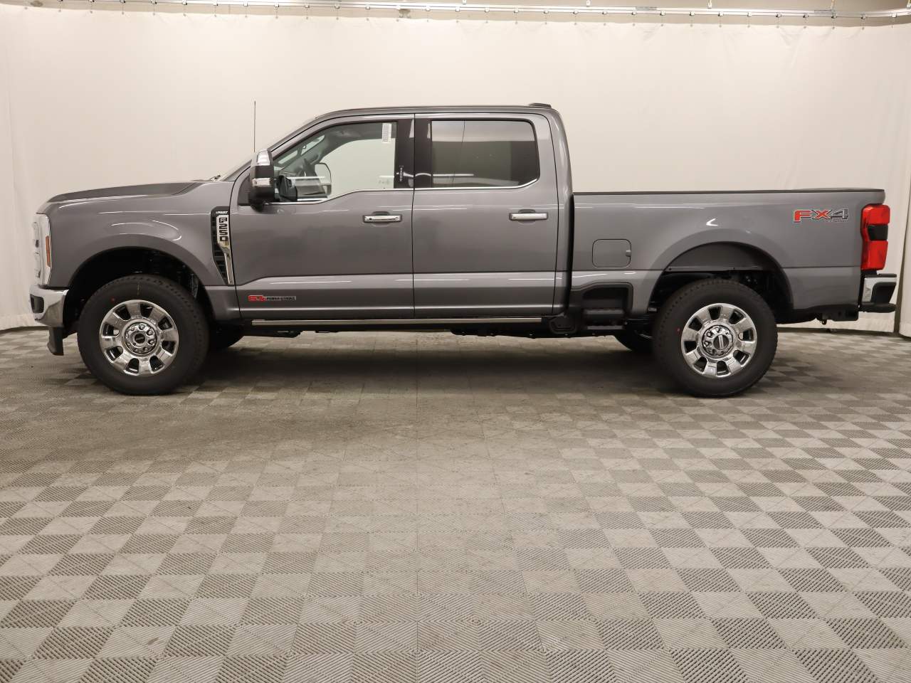 2024 Ford F-250 Super Duty Crew Cab Lariat